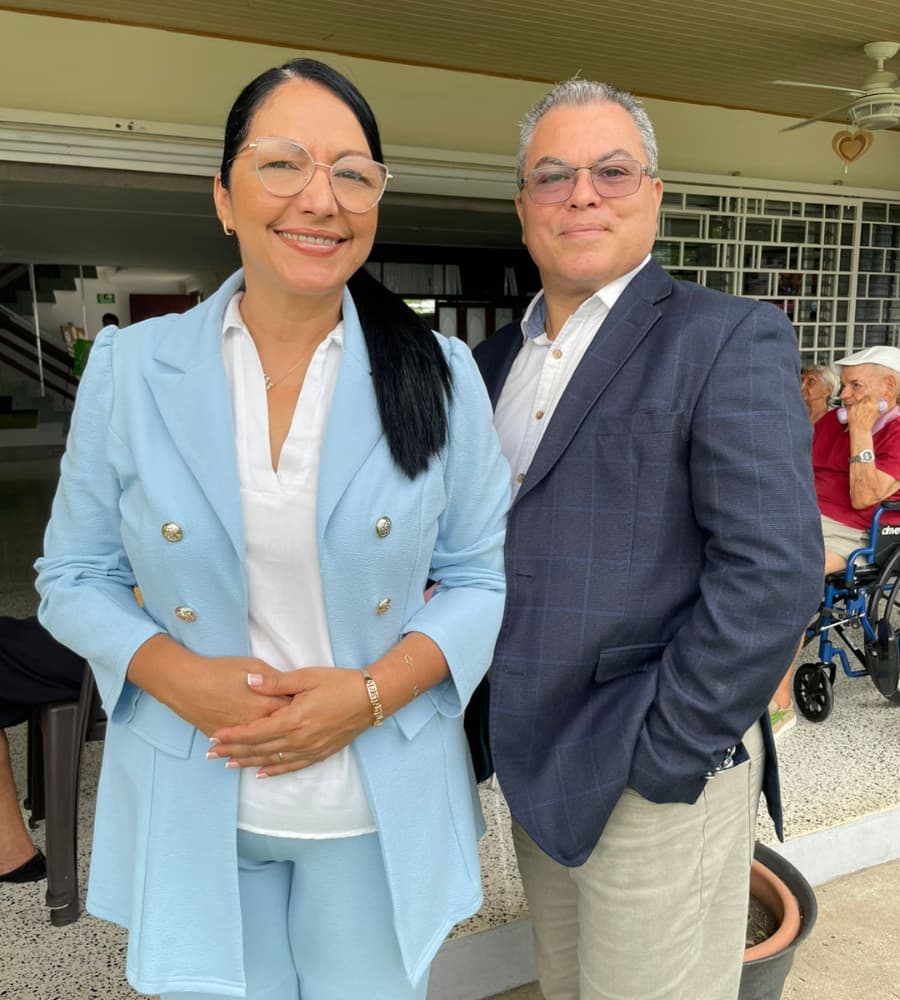 Fundadores de Golden Paradise